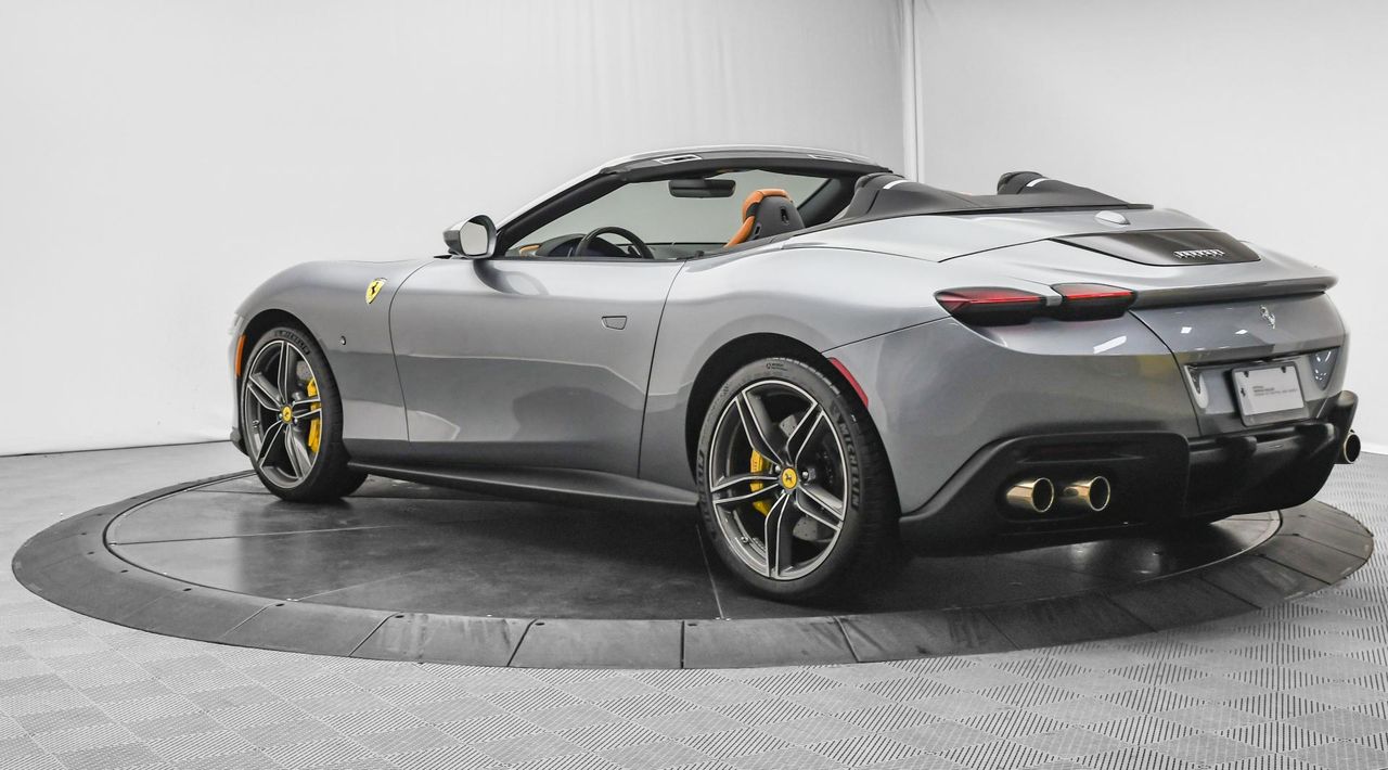 2025 Ferrari Roma Spider