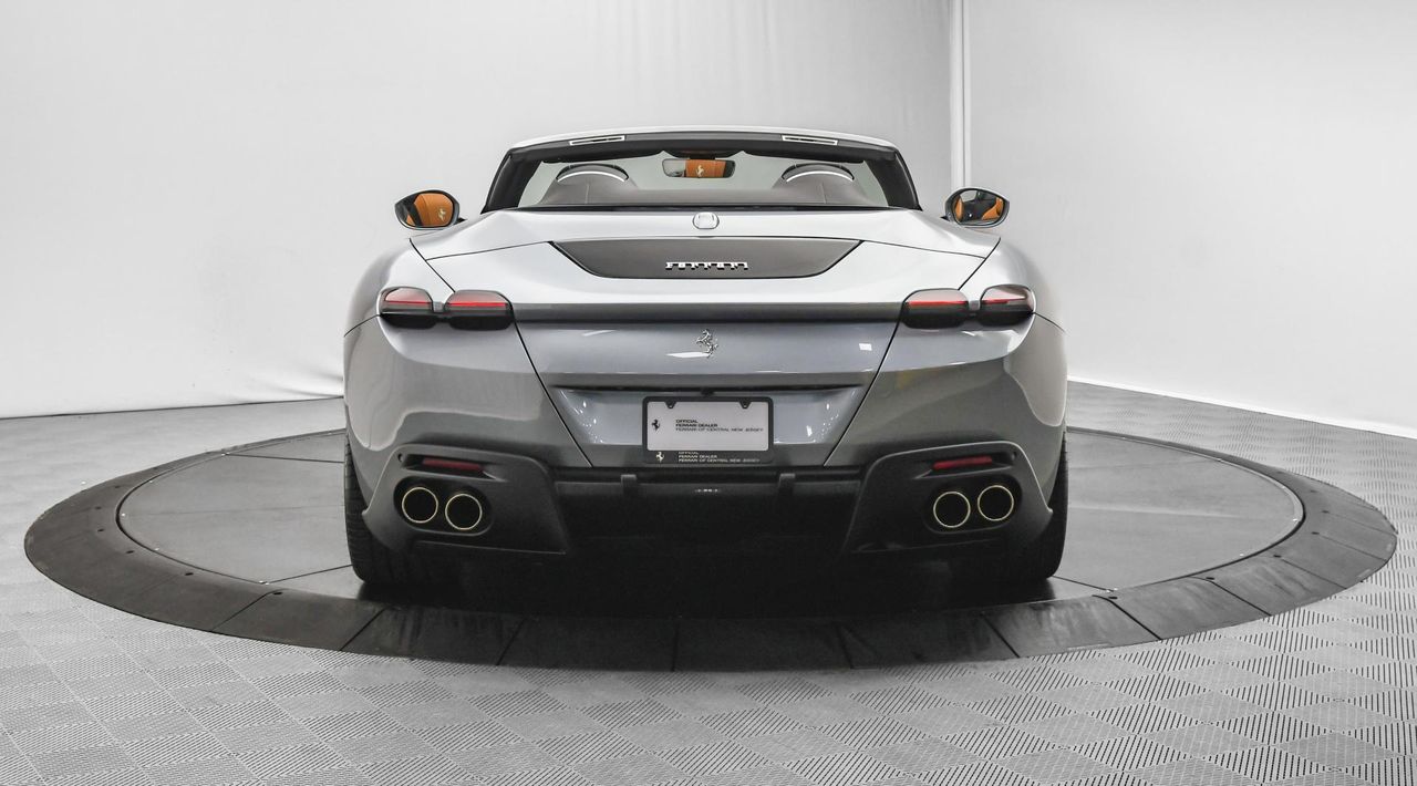 2025 Ferrari Roma Spider
