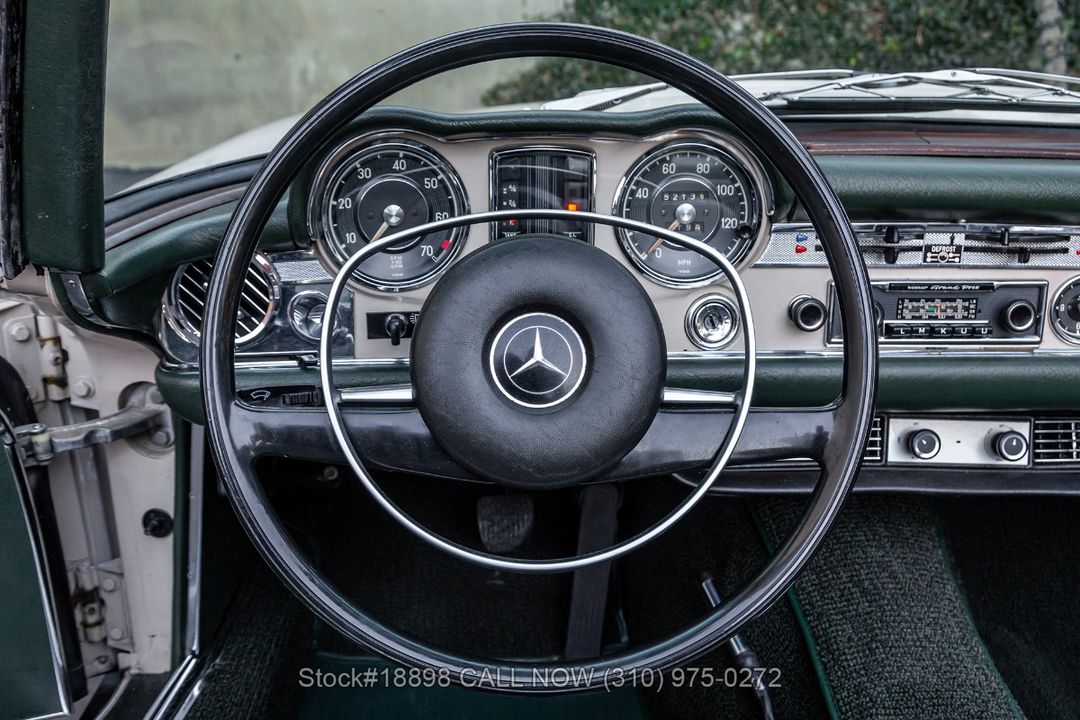 1970 Mercedes-Benz 280SL