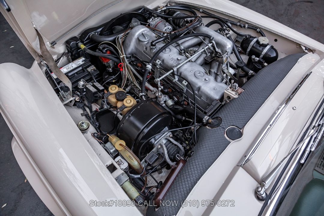 1970 Mercedes-Benz 280SL