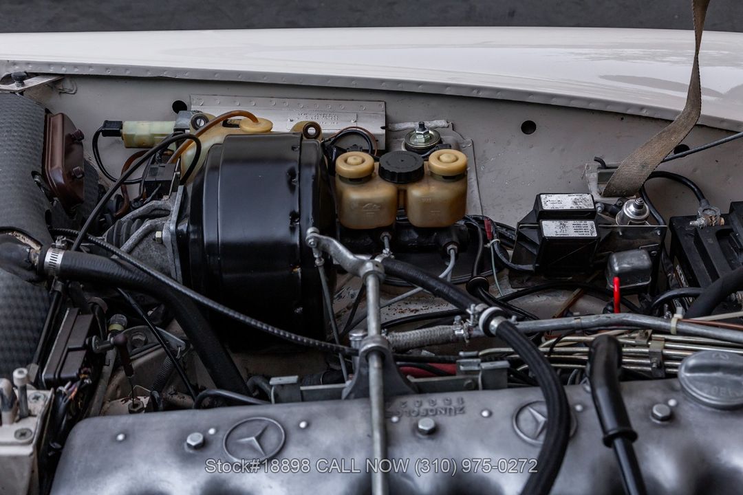 1970 Mercedes-Benz 280SL