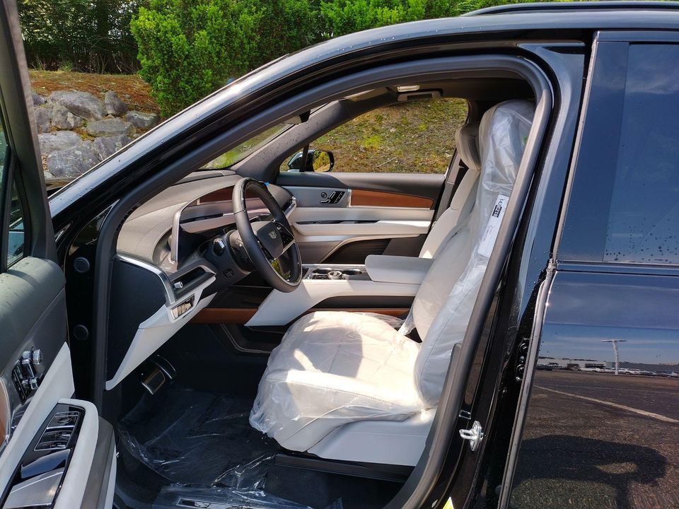 2026 Cadillac VISTIQ