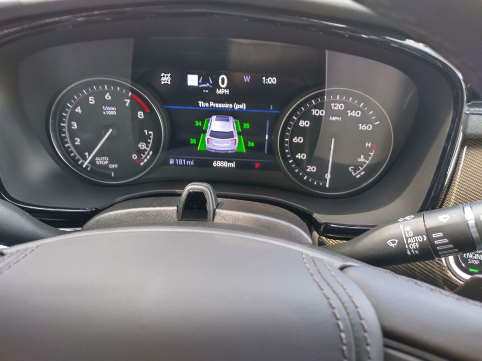 2025 Cadillac XT6
