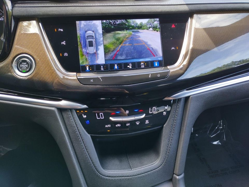 2025 Cadillac XT6