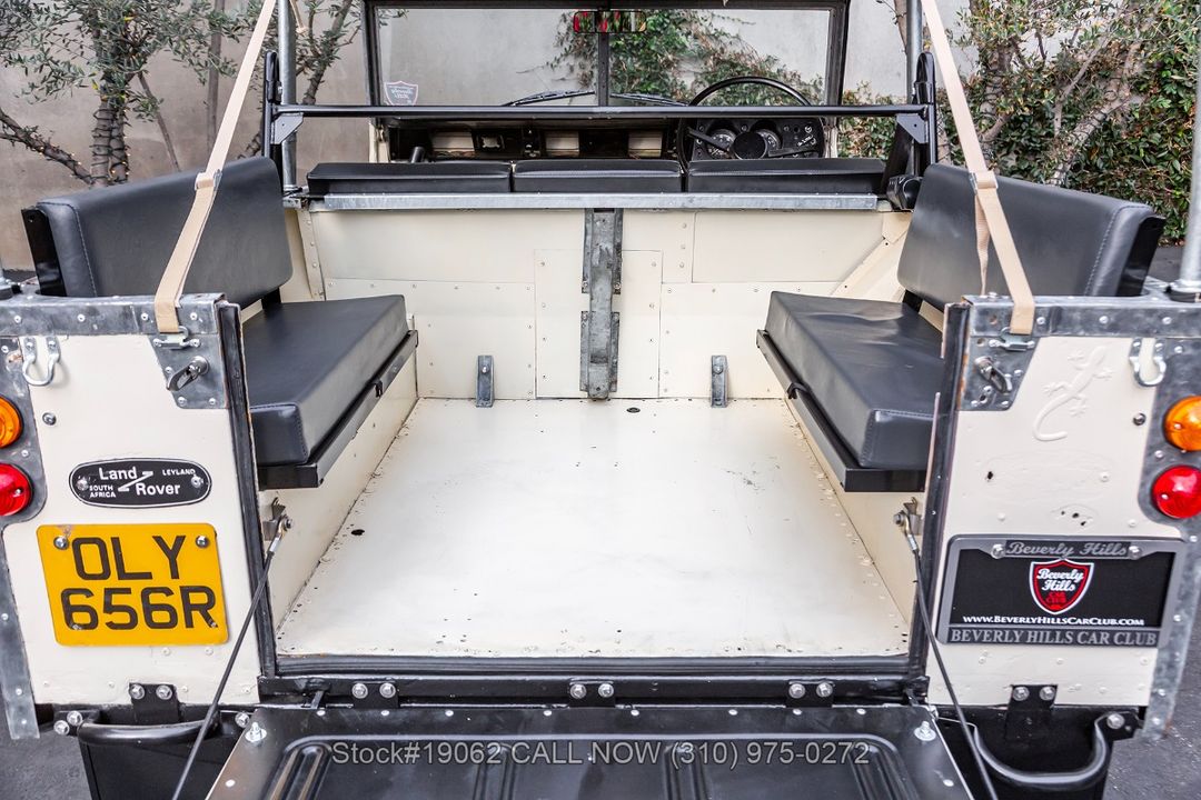 1973 Land Rover 88 Series III