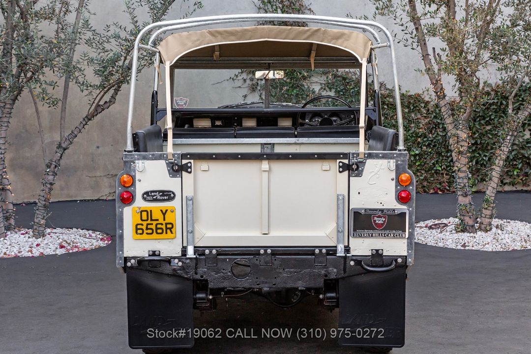 1973 Land Rover 88 Series III