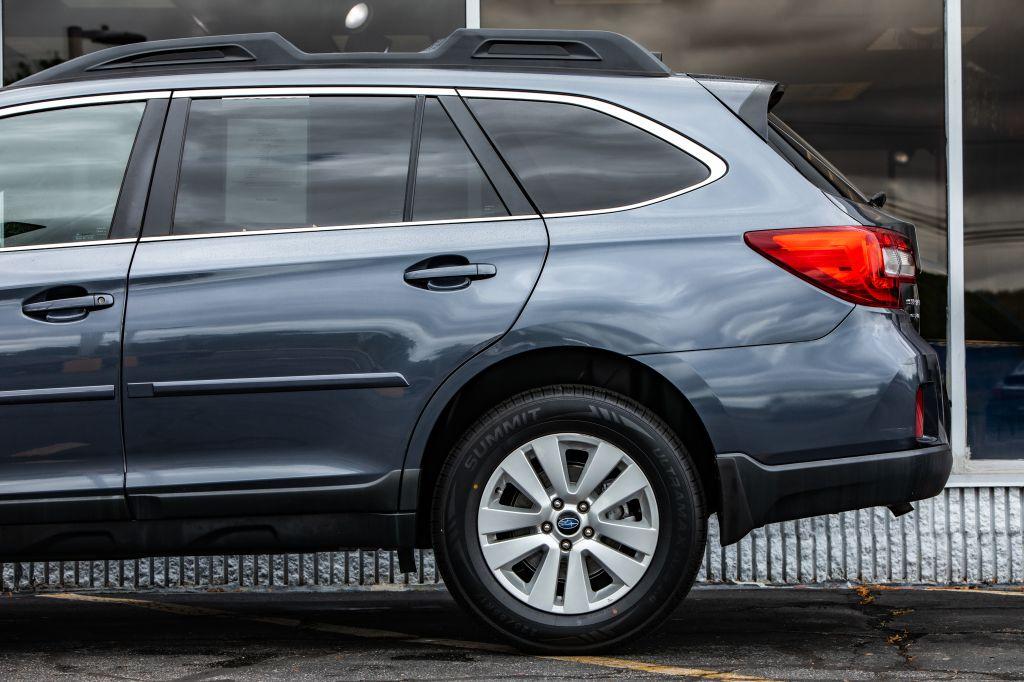 2017 SUBARU OUTBACK
