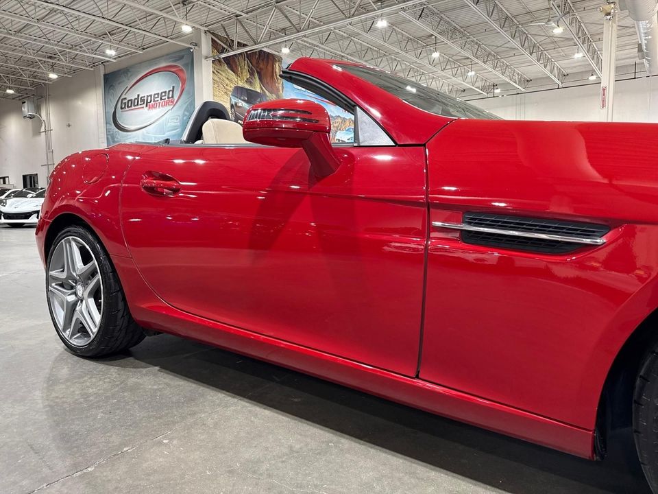 2015 Mercedes-Benz SLK250