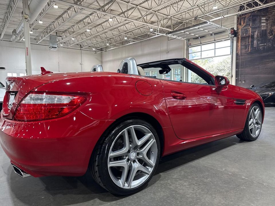 2015 Mercedes-Benz SLK250