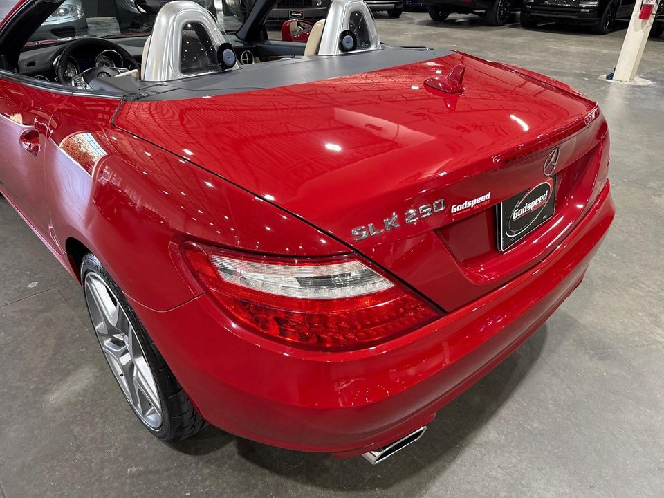 2015 Mercedes-Benz SLK250