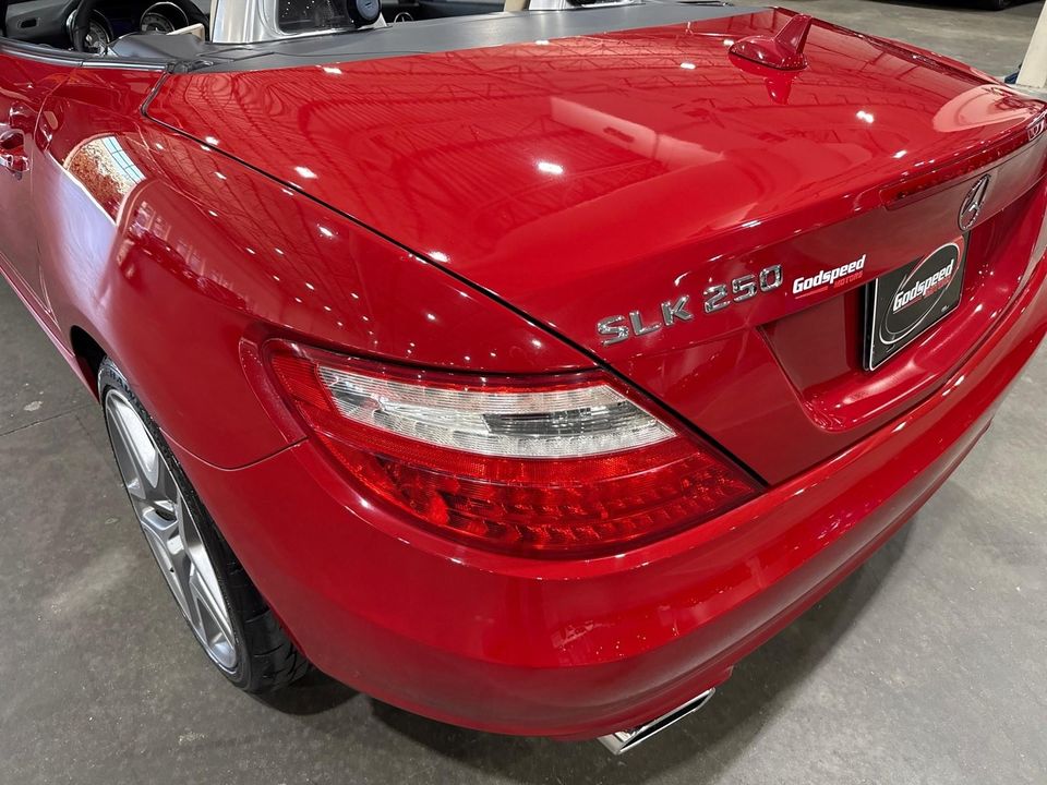 2015 Mercedes-Benz SLK250