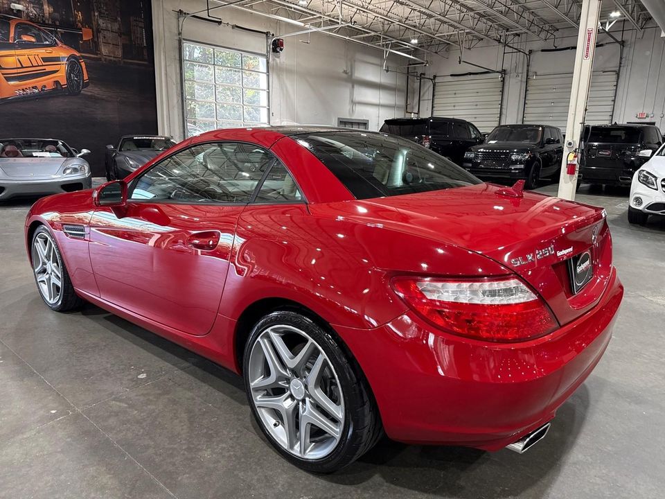 2015 Mercedes-Benz SLK250