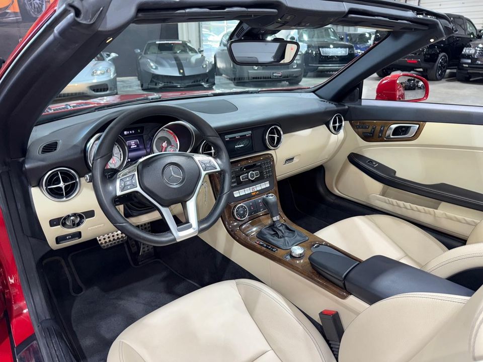 2015 Mercedes-Benz SLK250