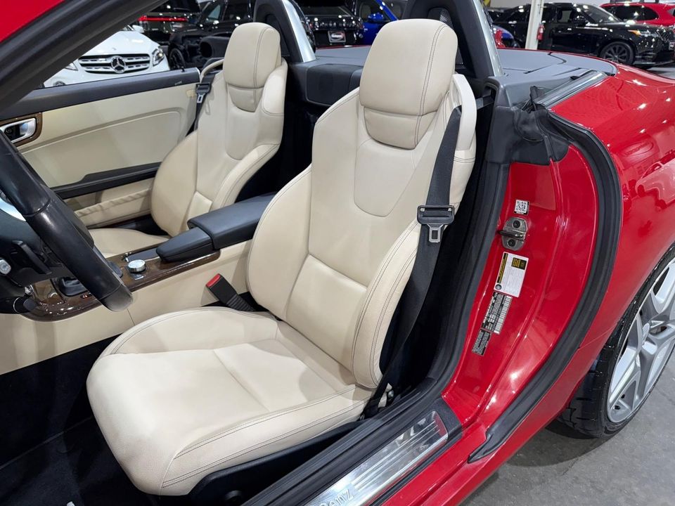2015 Mercedes-Benz SLK250