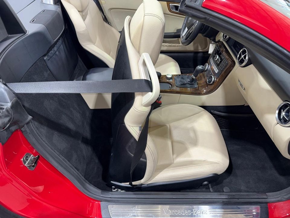 2015 Mercedes-Benz SLK250