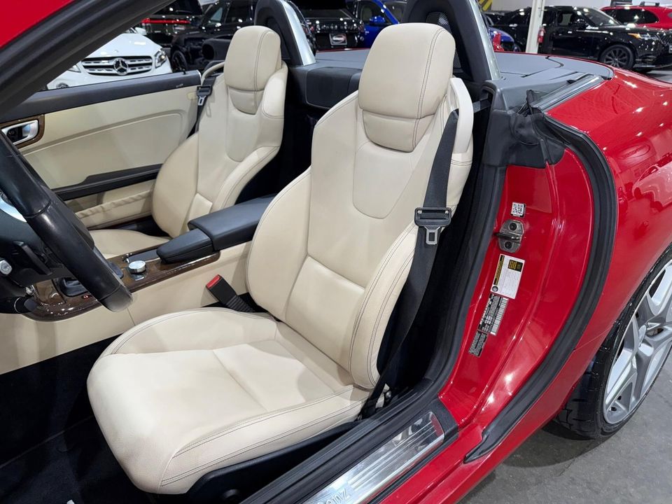 2015 Mercedes-Benz SLK250