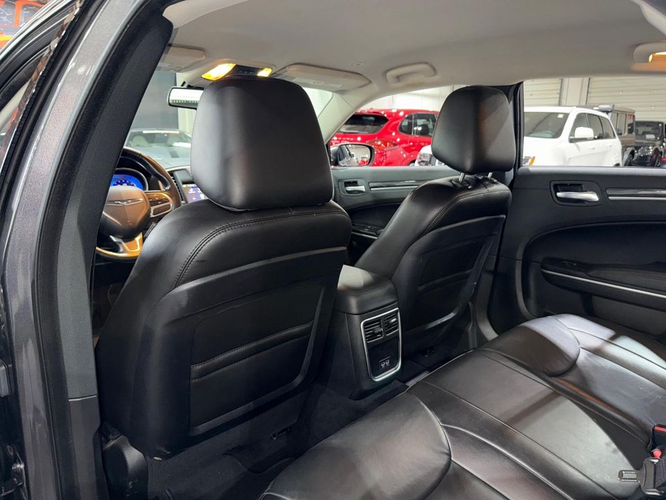 2022 Chrysler 300