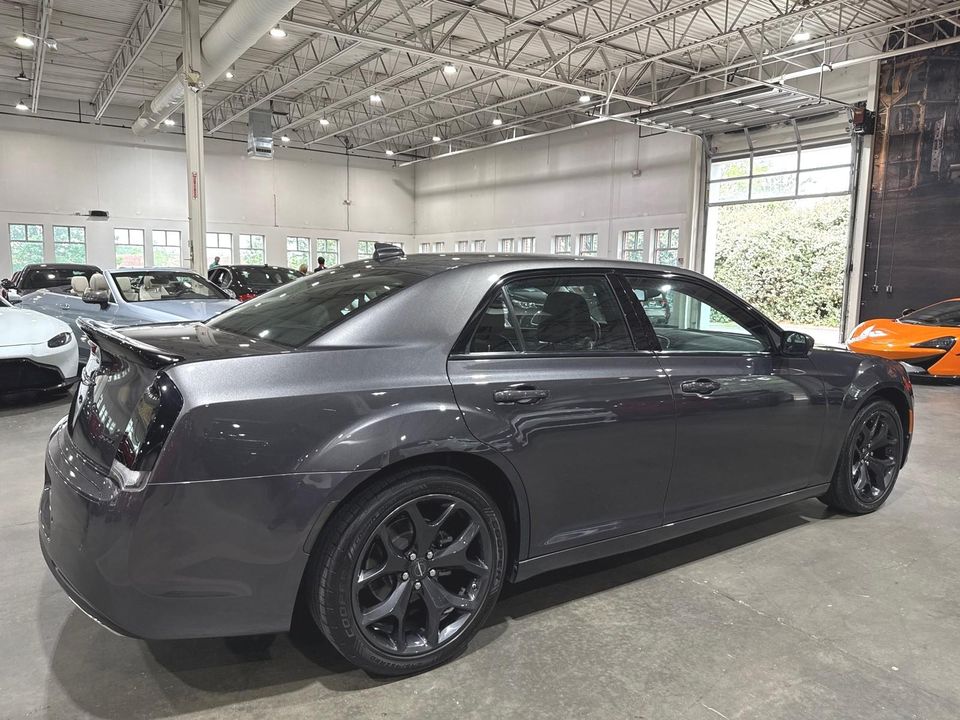 2022 Chrysler 300