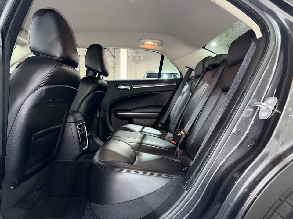 2022 Chrysler 300