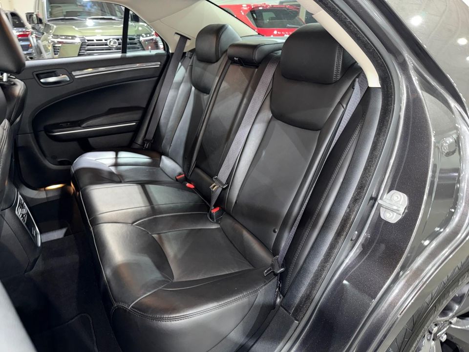 2022 Chrysler 300