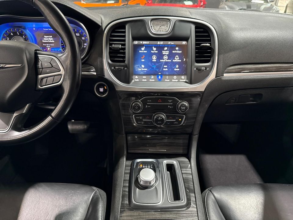 2022 Chrysler 300