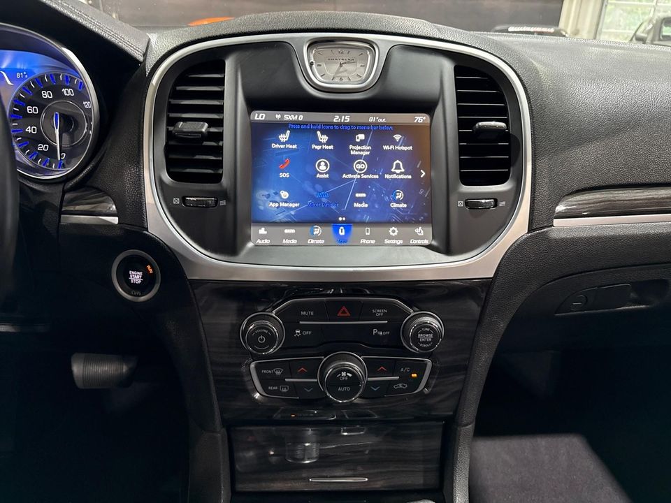 2022 Chrysler 300