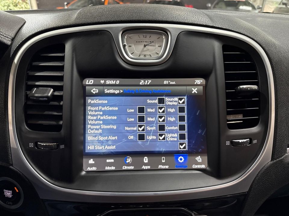2022 Chrysler 300