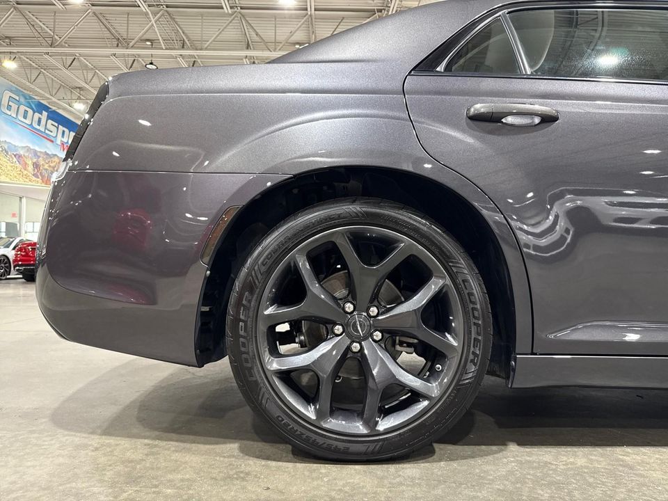 2022 Chrysler 300