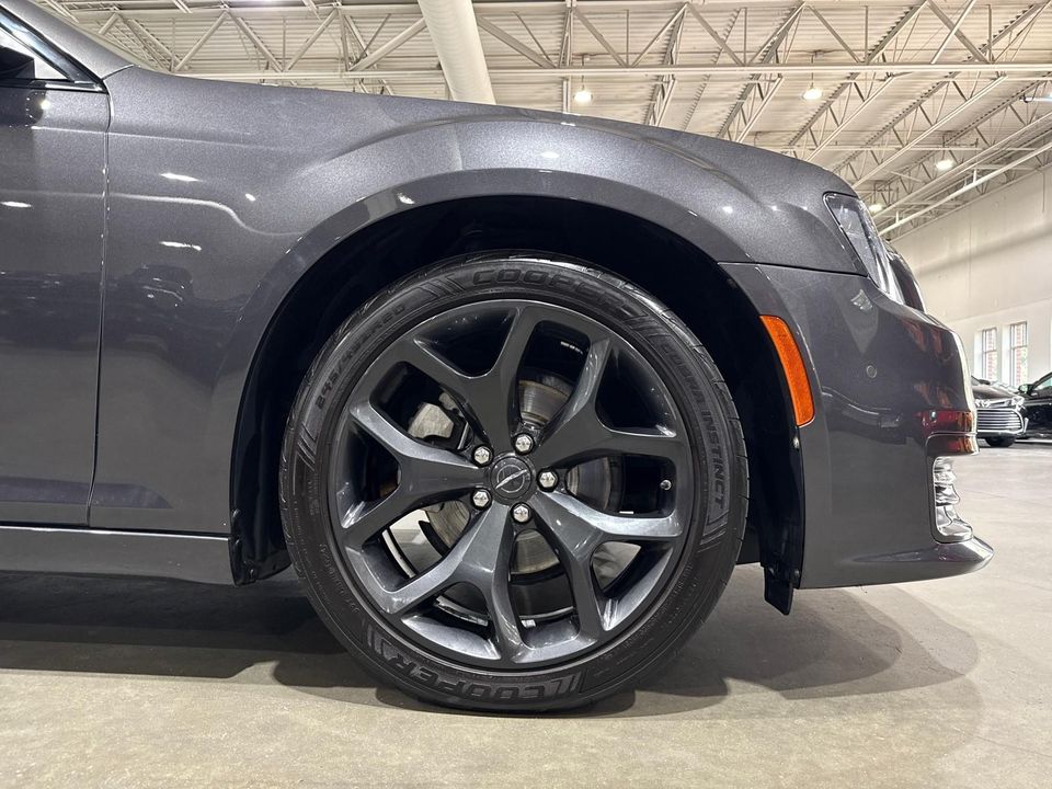2022 Chrysler 300