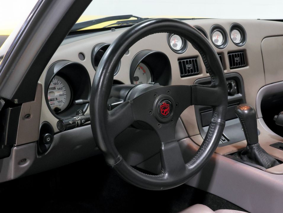 1995 Dodge Viper RT/10