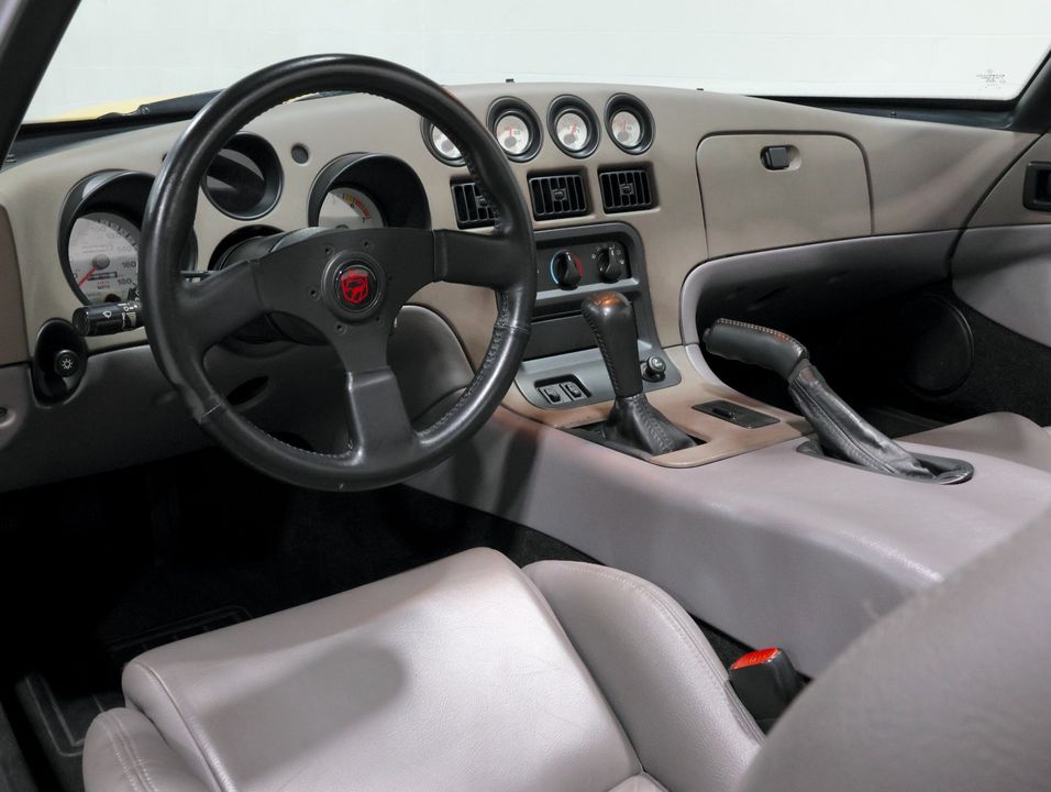1995 Dodge Viper RT/10
