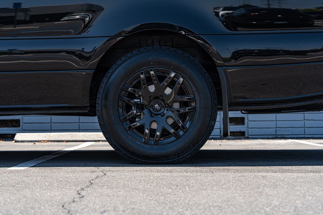 2025 Mercedes-Benz Sprinter - LEXANI Garibaldi