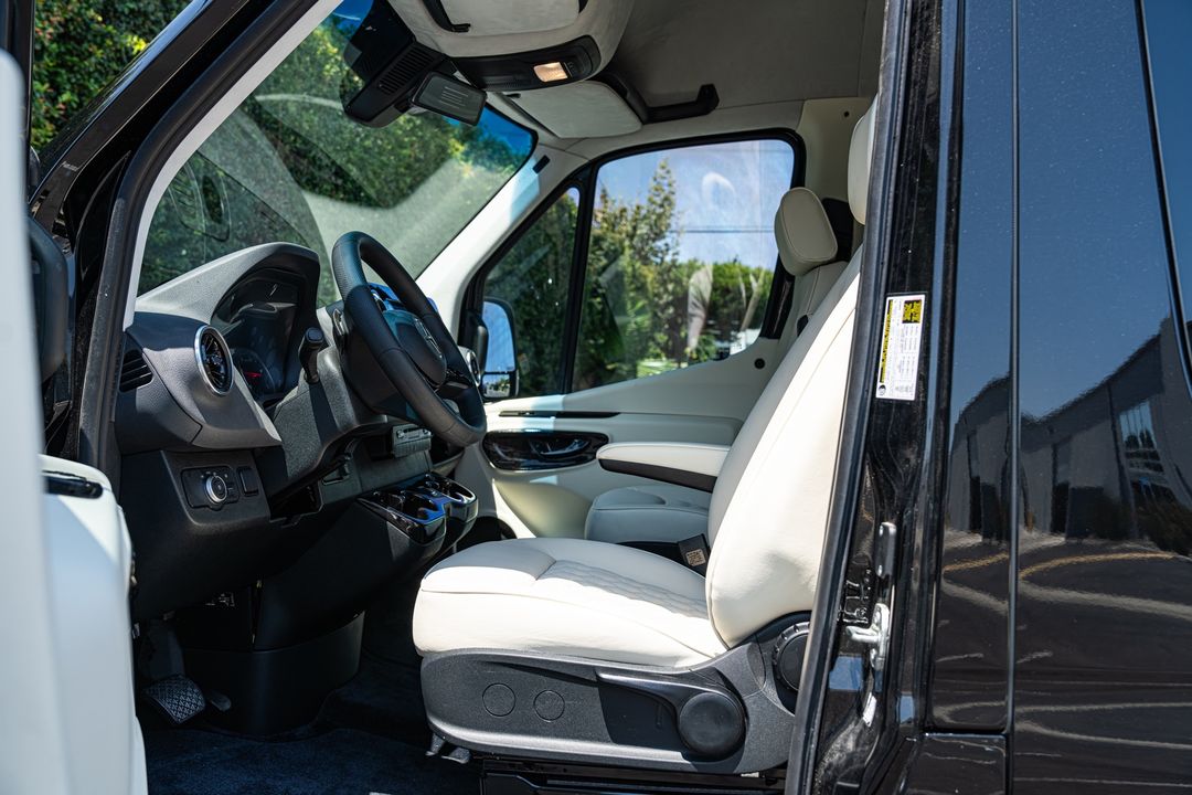 2025 Mercedes-Benz Sprinter - LEXANI Garibaldi