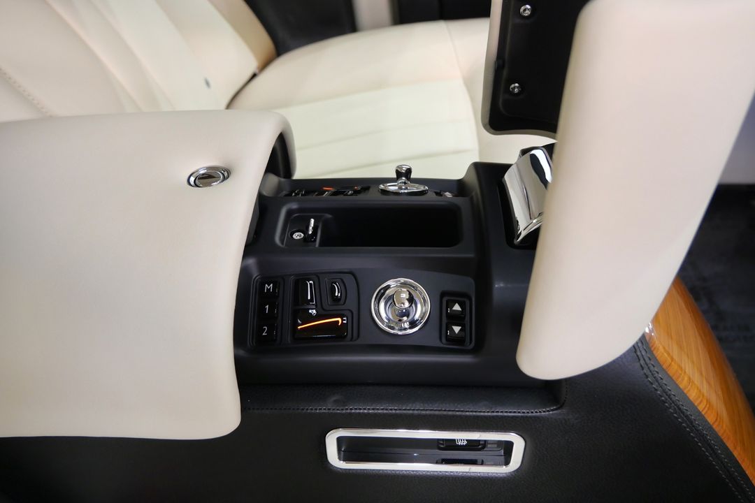 2015 Rolls-Royce Phantom