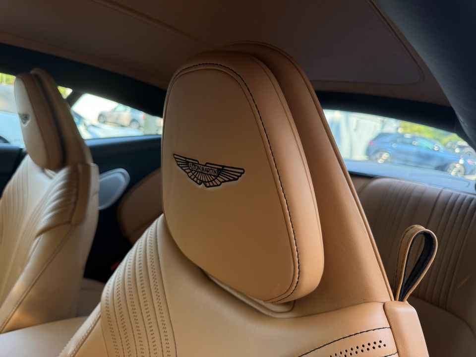2017 Aston Martin DB11