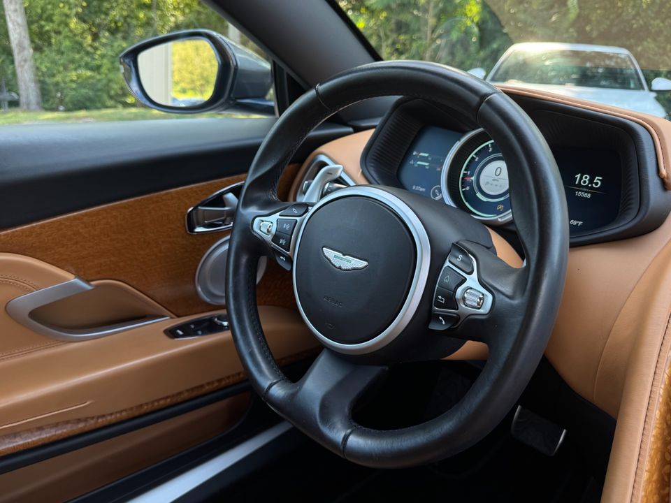 2017 Aston Martin DB11