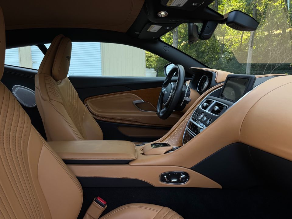 2017 Aston Martin DB11