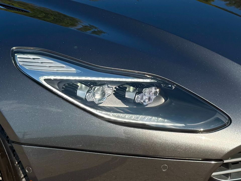 2017 Aston Martin DB11