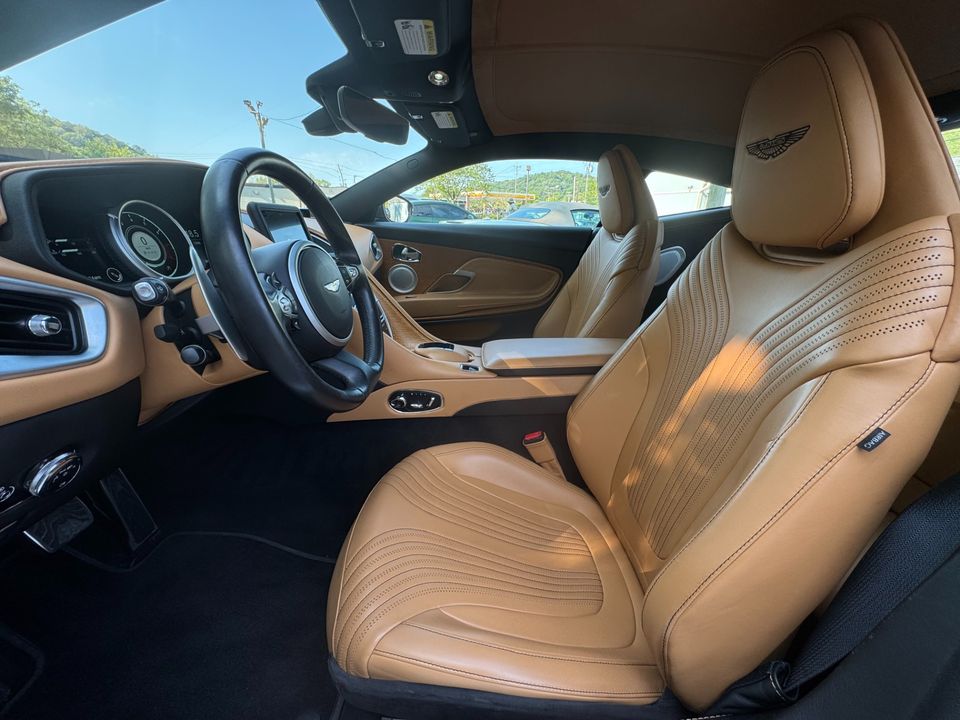 2017 Aston Martin DB11