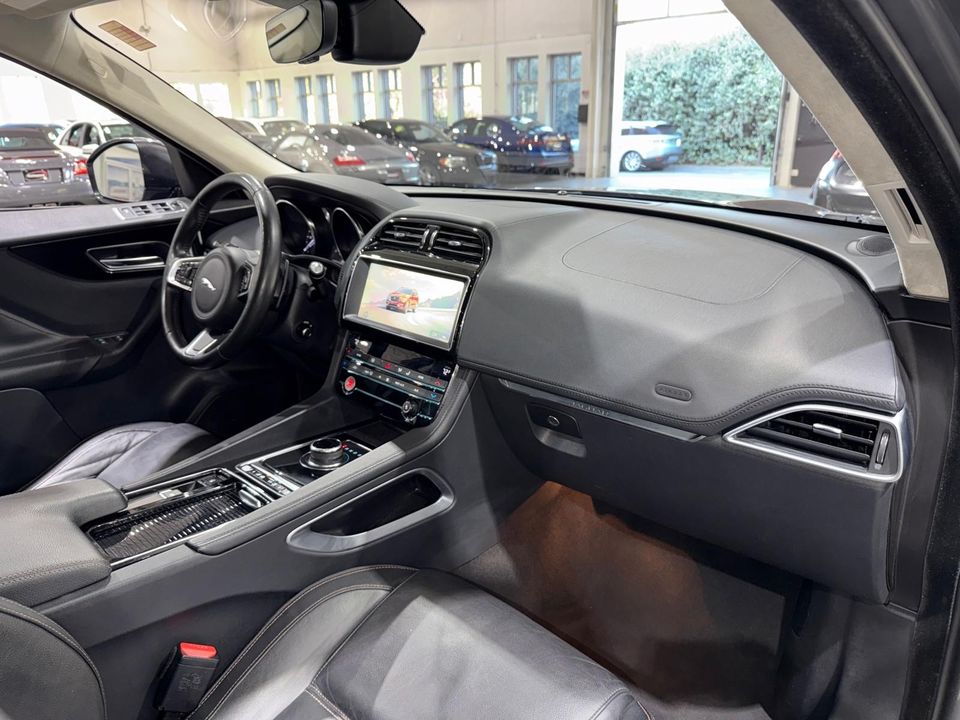 2019 Jaguar F-PACE