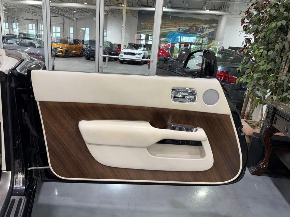 2017 Rolls-Royce Dawn