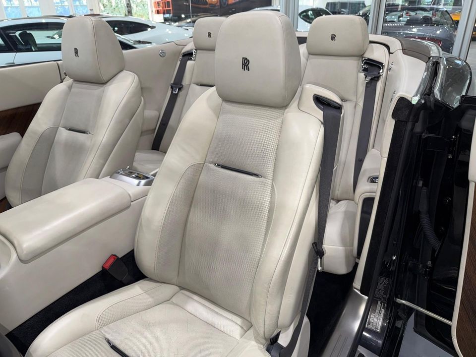 2017 Rolls-Royce Dawn