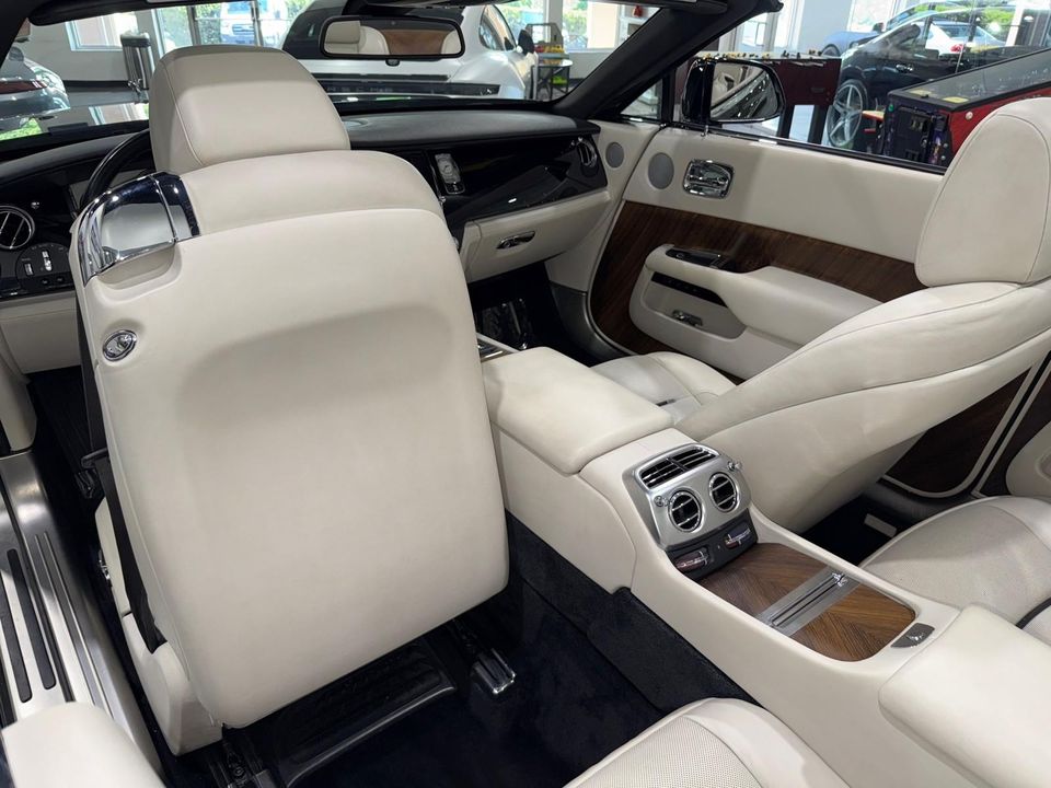 2017 Rolls-Royce Dawn