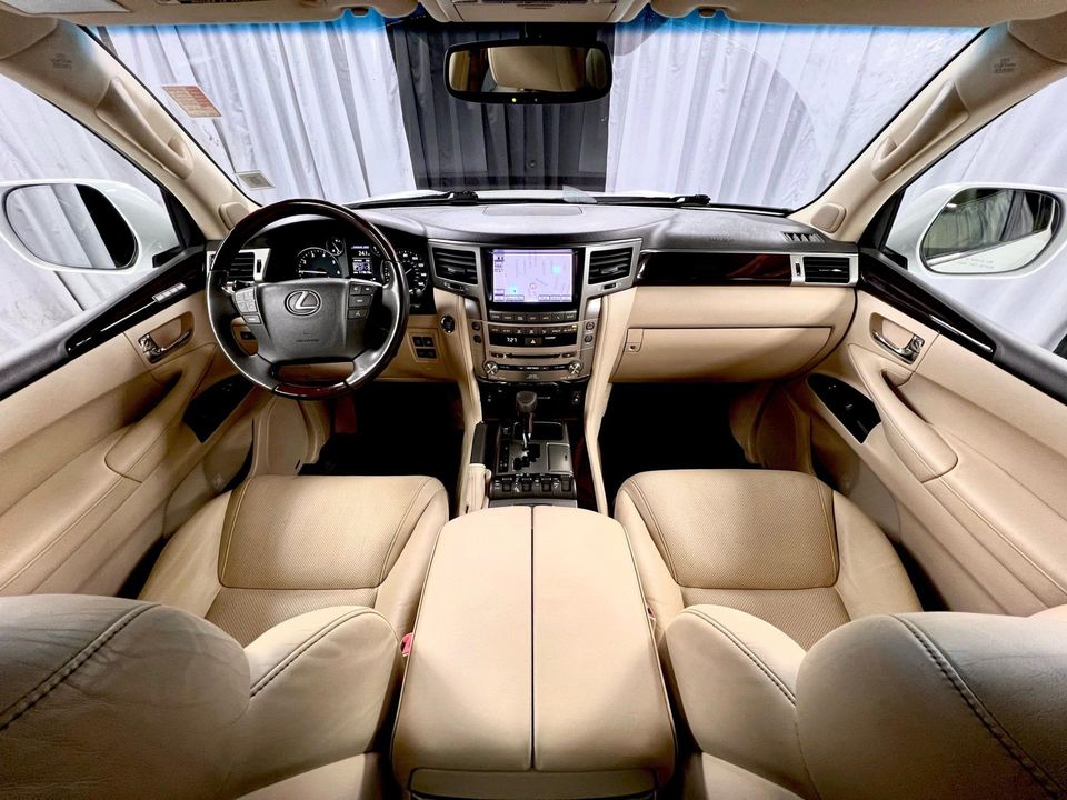 2013 Lexus LX 570