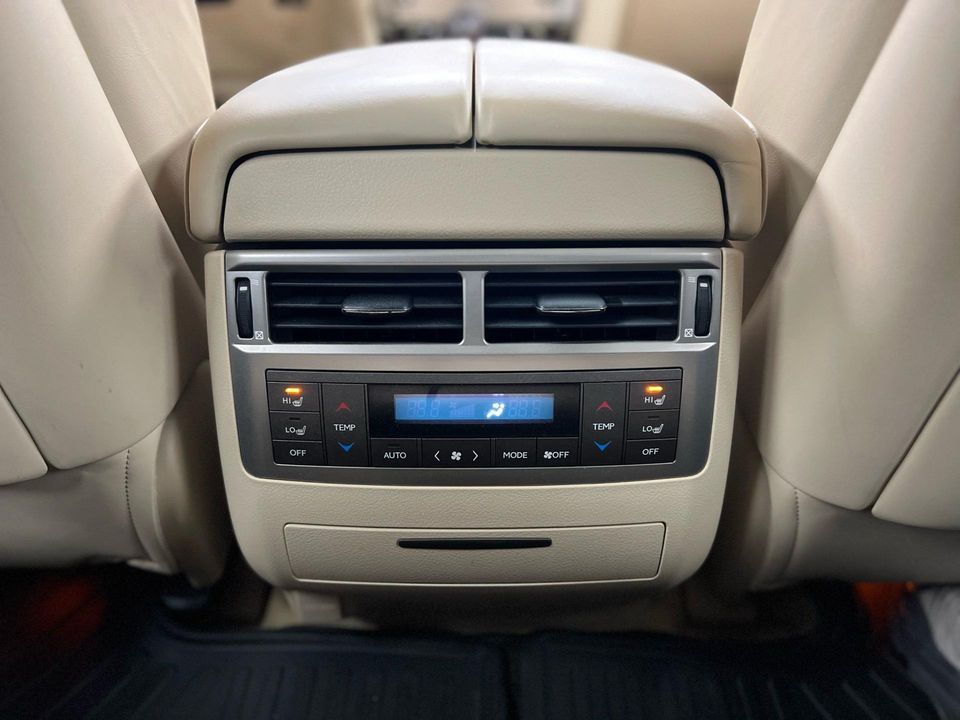 2013 Lexus LX 570