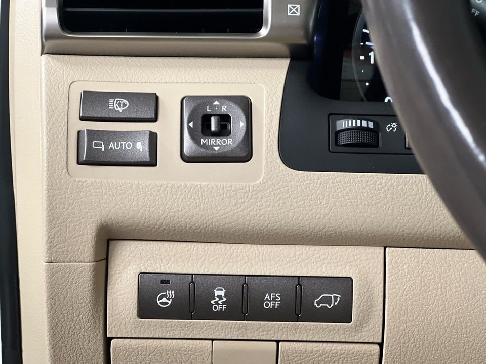 2013 Lexus LX 570