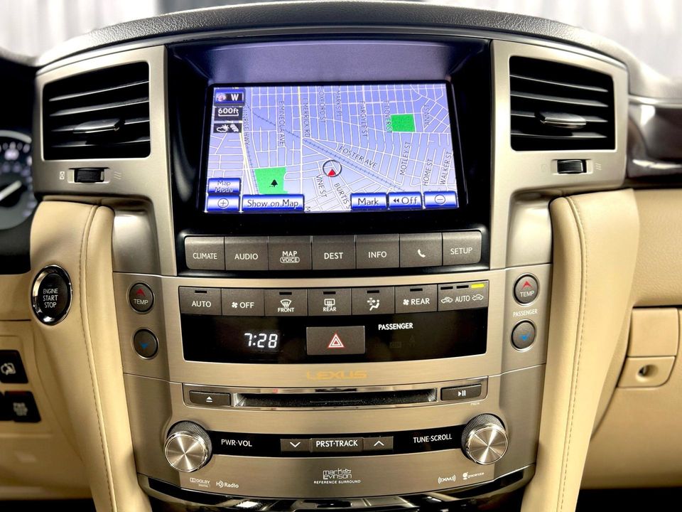 2013 Lexus LX 570