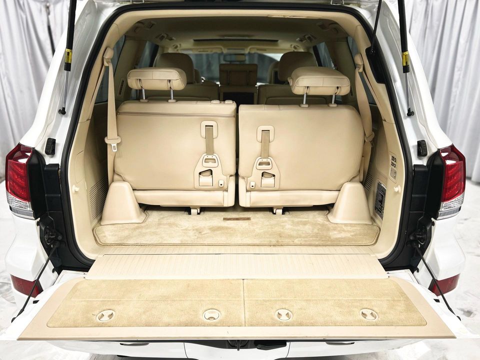 2013 Lexus LX 570