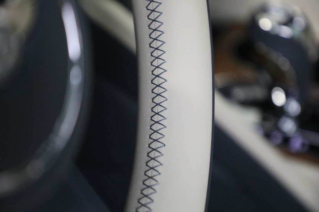 2025 Bentley Bentayga EWB