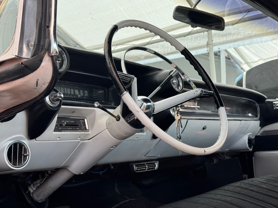 1959 CADILLAC COUPE DEVILLE